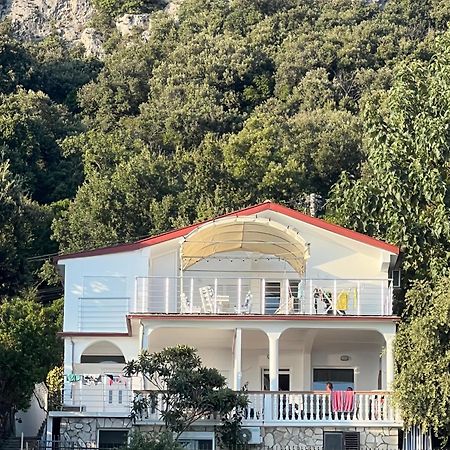 Azzure Apartment Ulcinj Eksteriør billede