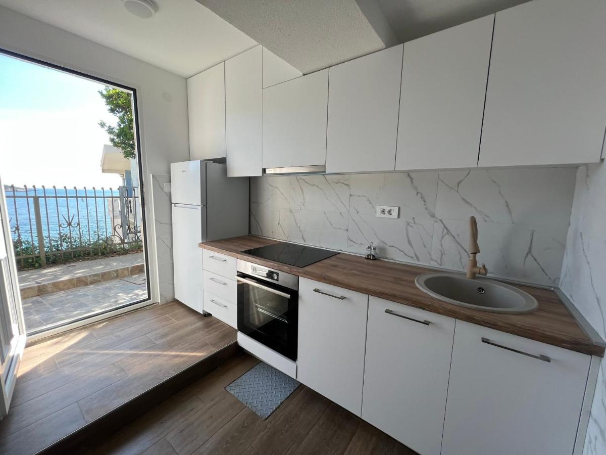 Azzure Apartment Ulcinj Eksteriør billede