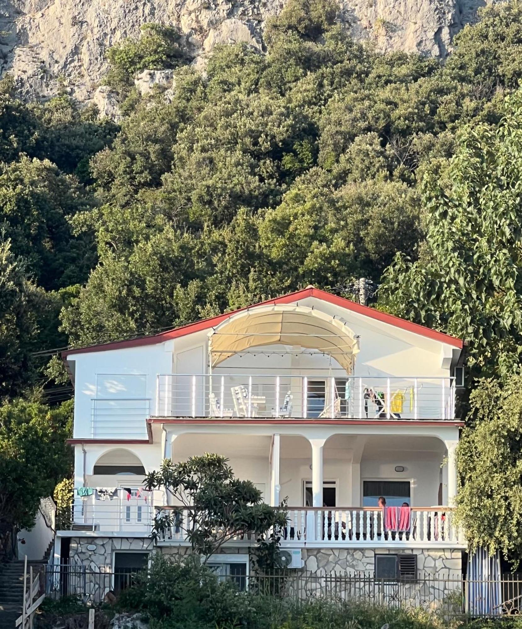 Azzure Apartment Ulcinj Eksteriør billede